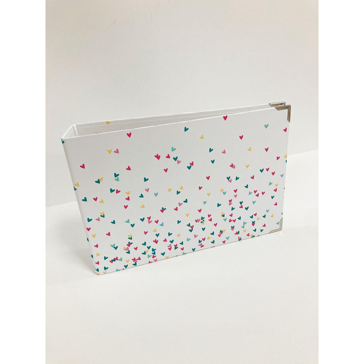 Chipboard album 8x6 Wide Spine Hearts